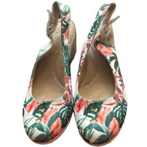 Floral Tropical Wedge Jute Sandals.